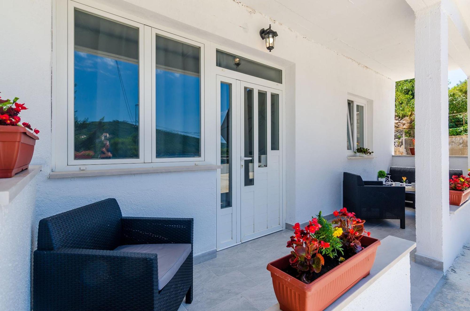 Mata Family Apartments مولونات الغرفة الصورة
