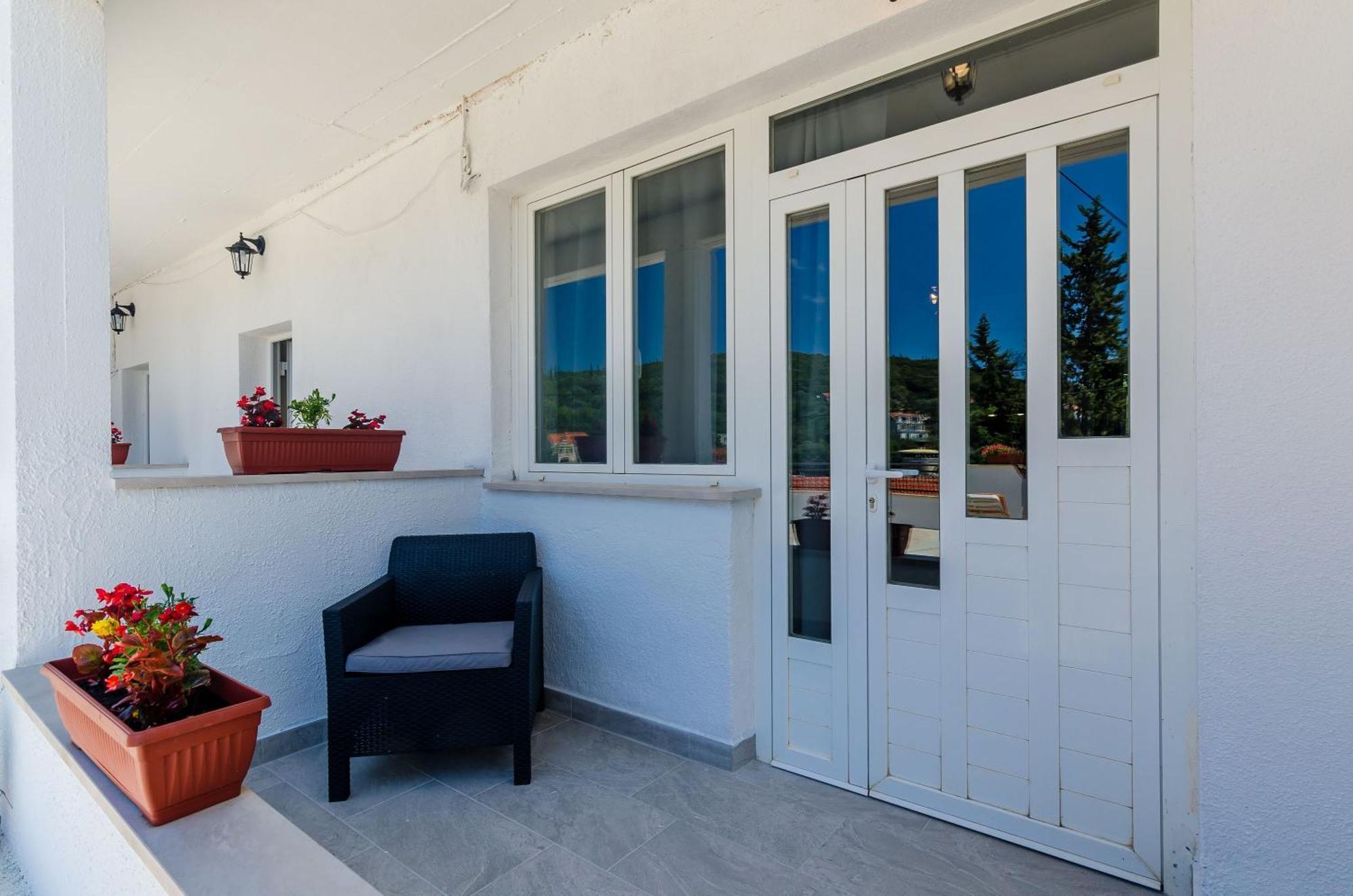 Mata Family Apartments مولونات الغرفة الصورة